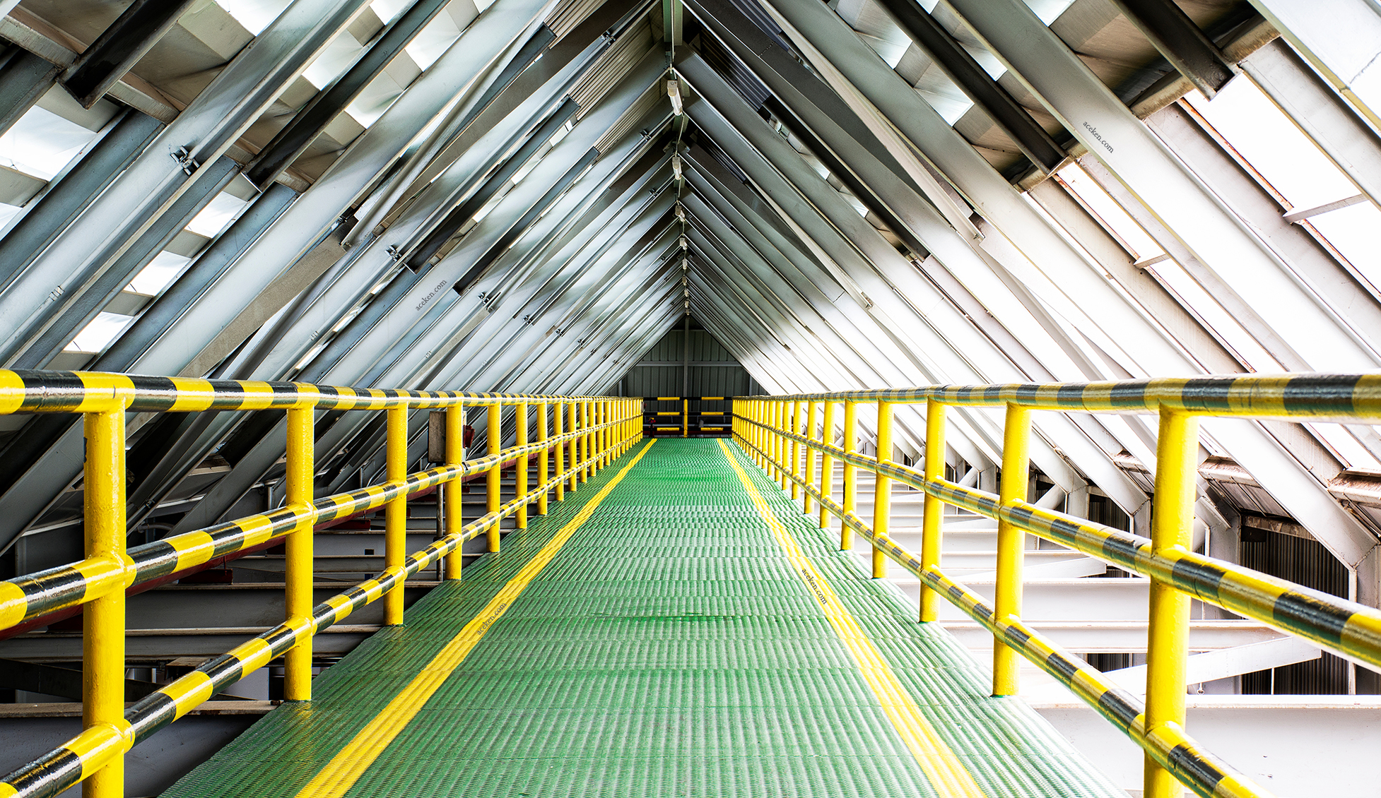 ปรับปรุง Safety Walkway